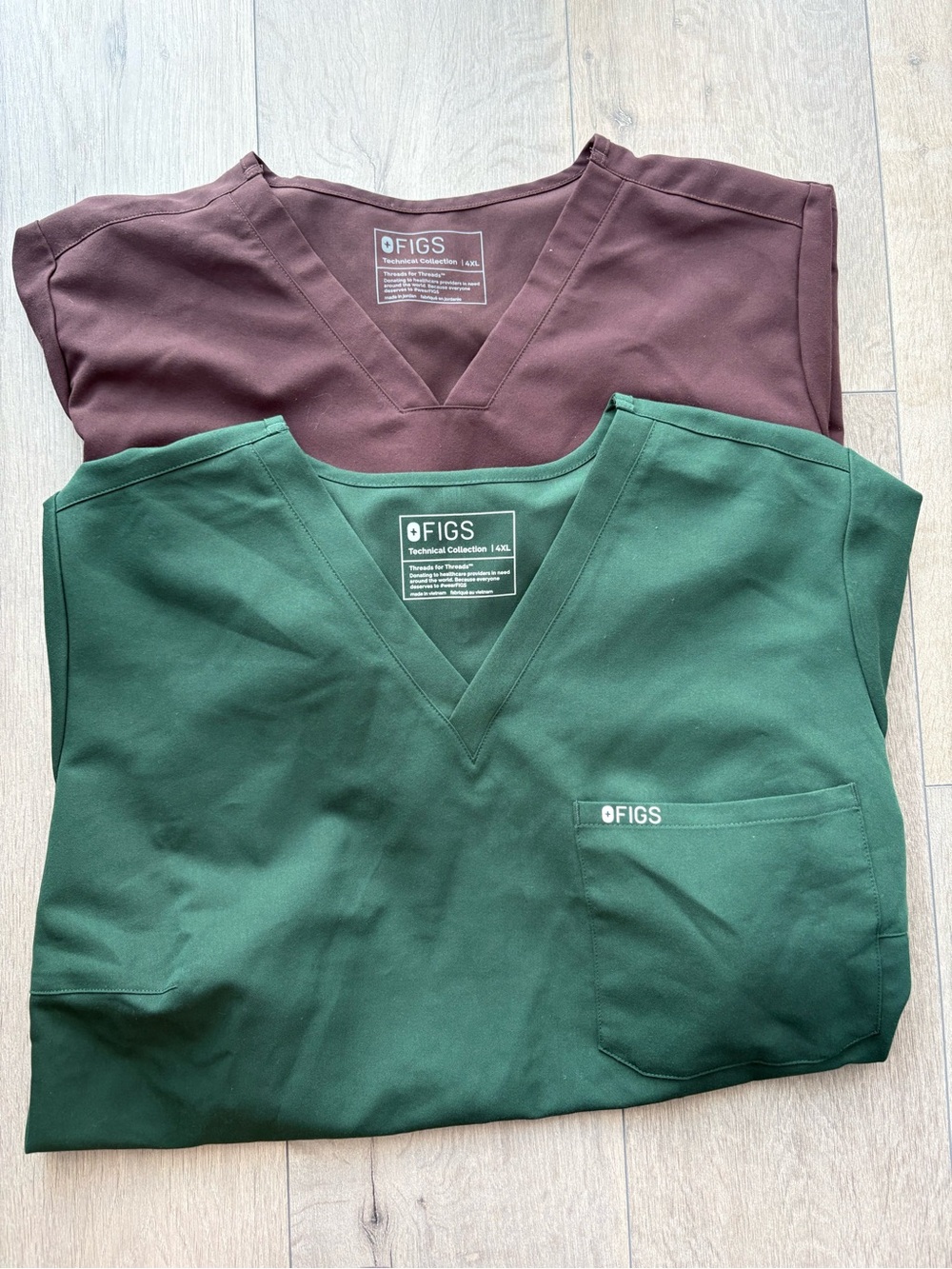 FIGS Scrub Top Bundle 4XL V Neck Red /Green Medical Nurse Technical Clloction
